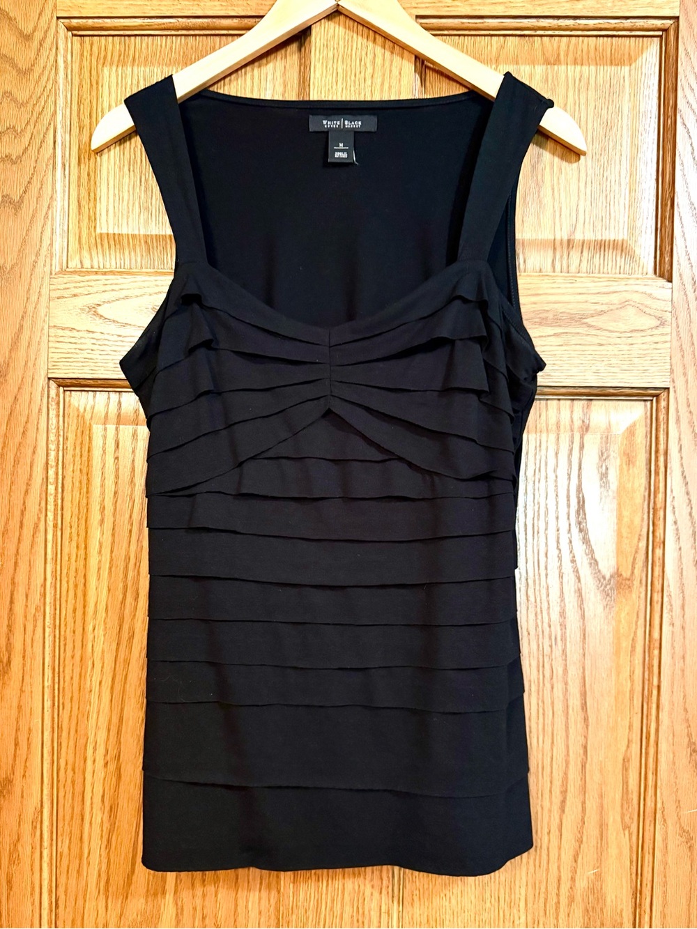 White House Black Market Black Tiered Scoop Tank Top - size M